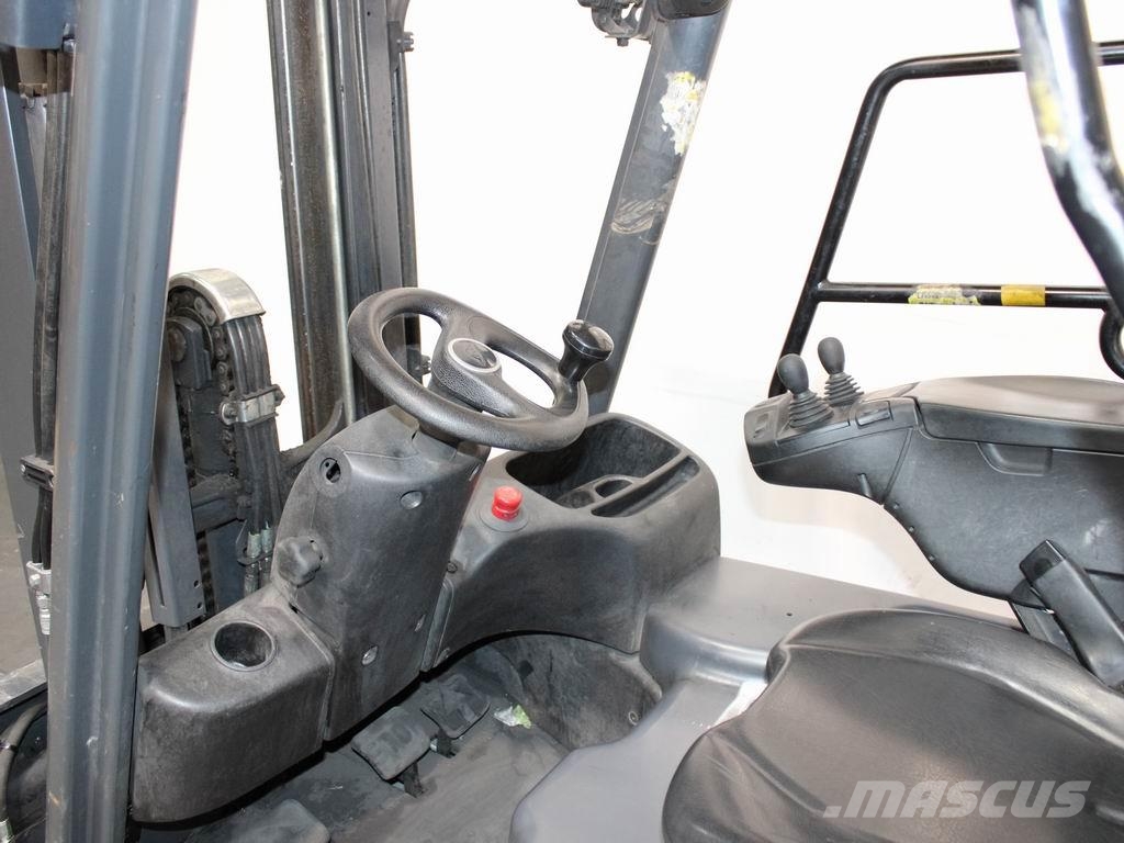 Linde E 20 PL-02 386 Chariots élévateurs électriques