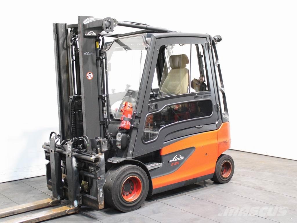 Linde E 25 L-01 387 شاحنات ذات رافعات شوكية تعمل بالكهرباء