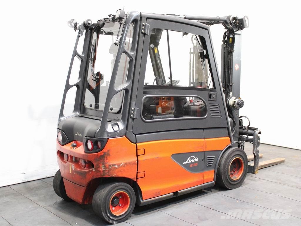 Linde E 25 L-01 387 شاحنات ذات رافعات شوكية تعمل بالكهرباء
