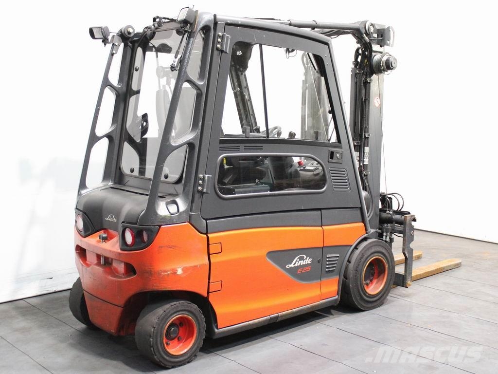 Linde E 25 L-01 387 شاحنات ذات رافعات شوكية تعمل بالكهرباء