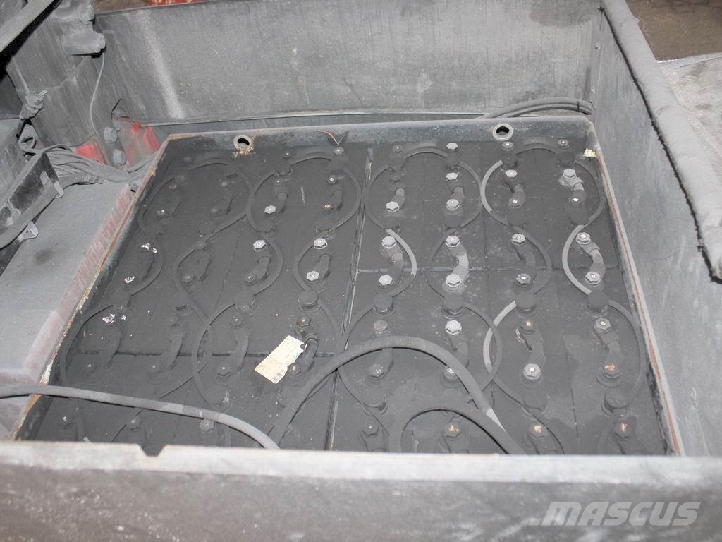 Linde E 50 HL-01/600 388 شاحنات ذات رافعات شوكية تعمل بالكهرباء