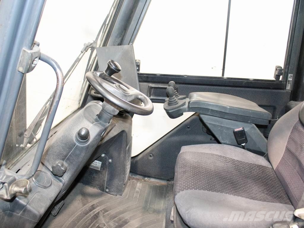 Linde H 25 D-01 392 Дизельні навантажувачі