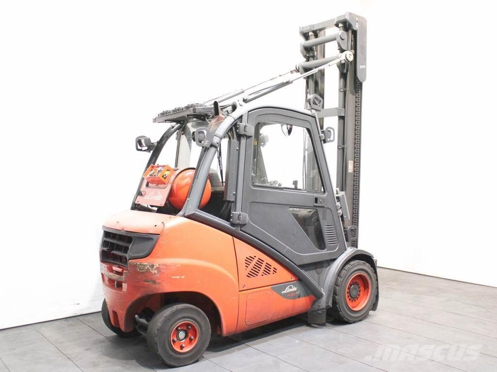 Linde H 35 T-02 393 Газовые погрузчики