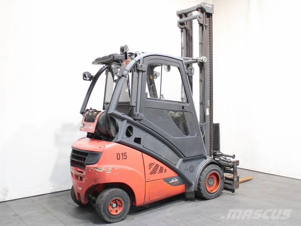 Linde H 35 T-02 393 GETR شاحنات LPG