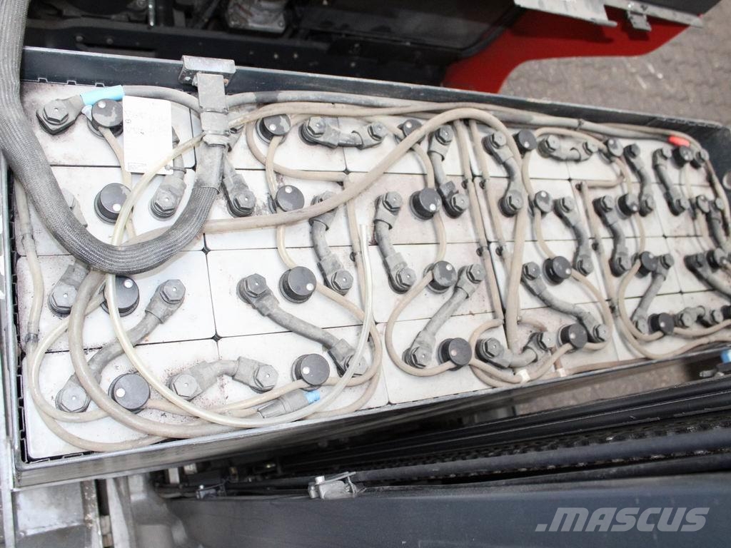 Linde R 16-01 1120 Viličarji s pomičnim teleskopom