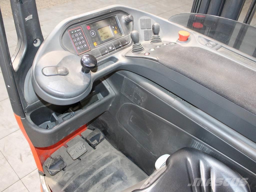Linde R 16-01 1120 Viličarji s pomičnim teleskopom
