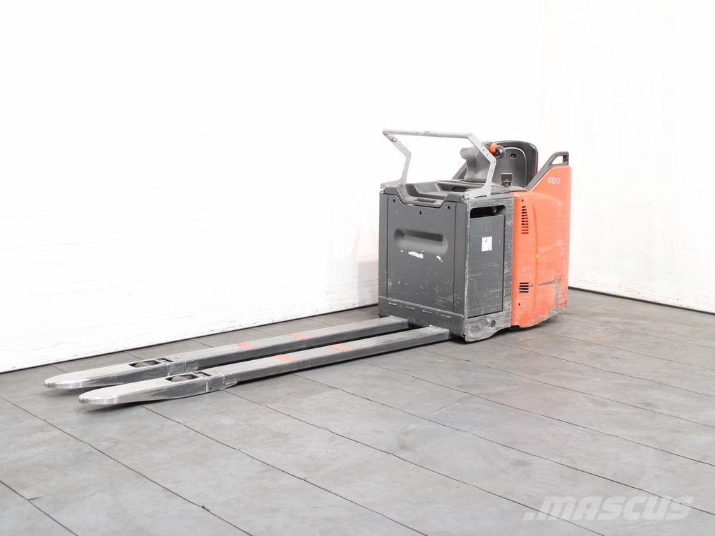 Linde T 20 SP-02 131 Штабелери