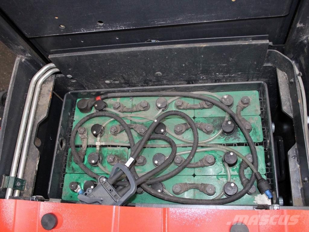 Linde V 10-02 5212 Visokodvižni komisionirni viličar