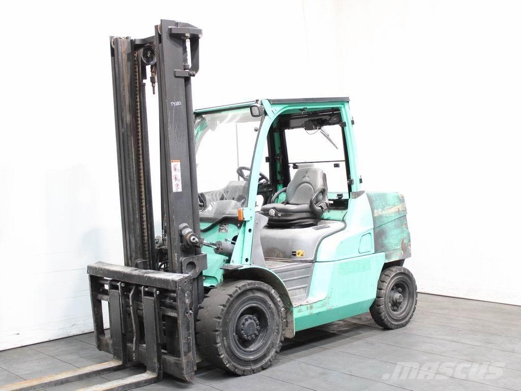 Mitsubishi FD 50 NT Diesel forklifts