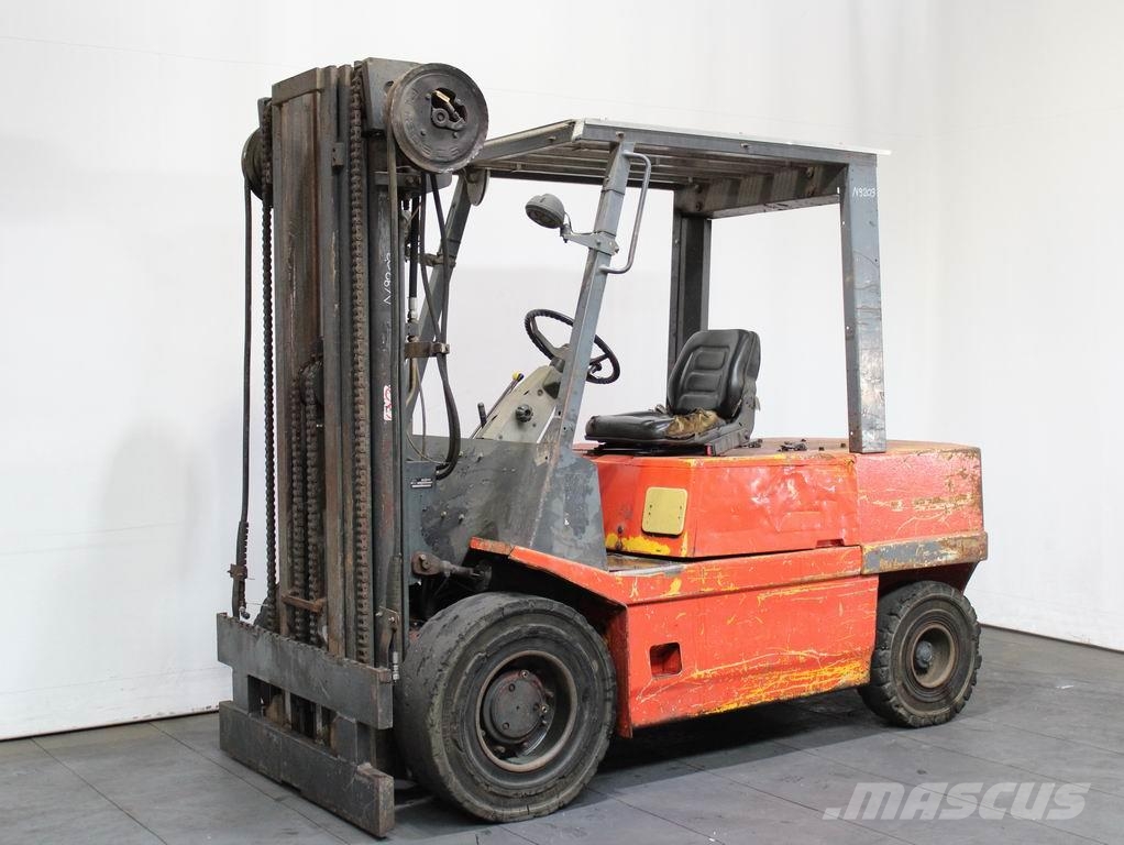 OM DI 50 C-500 柴油叉车