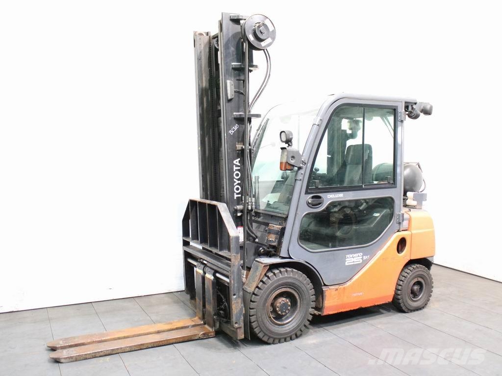 Toyota 02-8 FGF 25 Plinski viljuškari