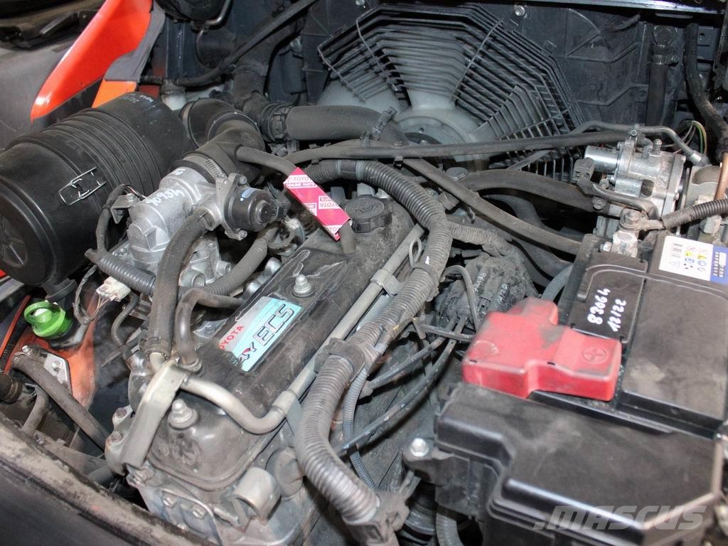 Toyota 02-8 FGF 30 Περονοφόρα ανυψωτικά κλαρκ με φυσικό αέριο LPG