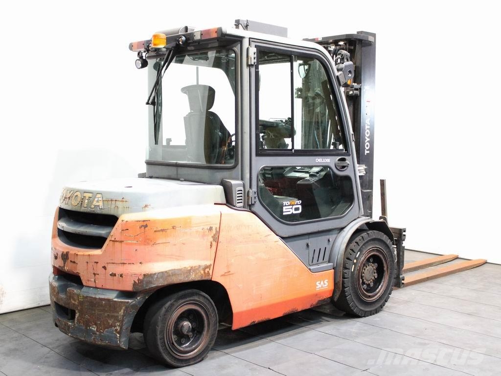 Toyota 40-8 FD 50 N Dízel targoncák