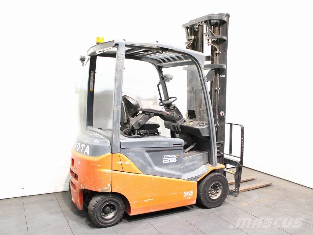 Toyota 8 FBMKT 25 Elektriske trucker