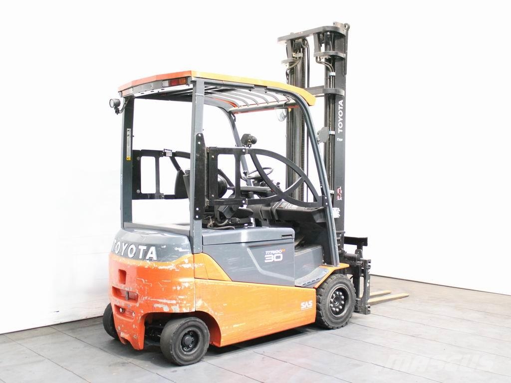 Toyota 8 FBMT 30 Elektro Stapler