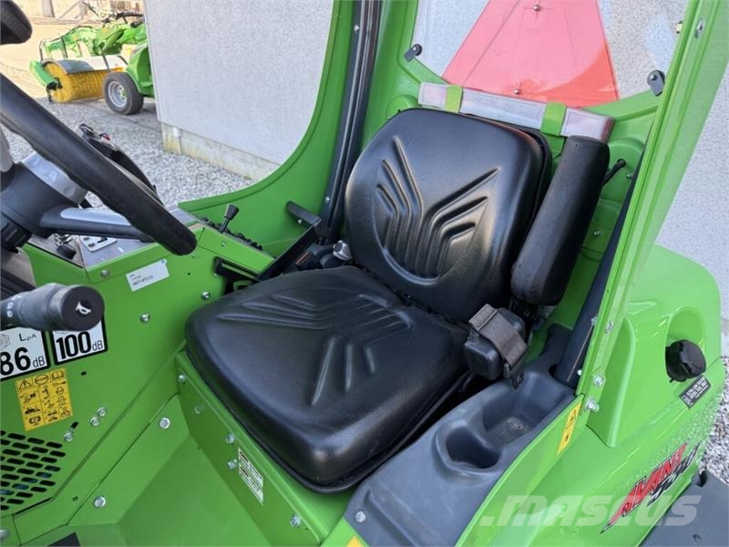 Avant 530 Mini nakladalci