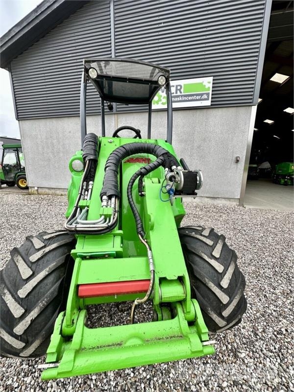 Avant 645i Mini loaders