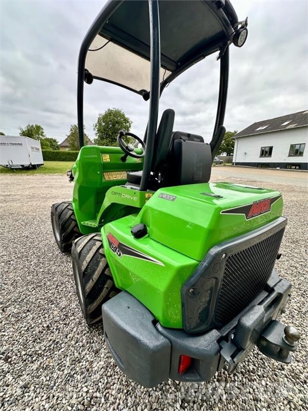 Avant 645i Mini loaders