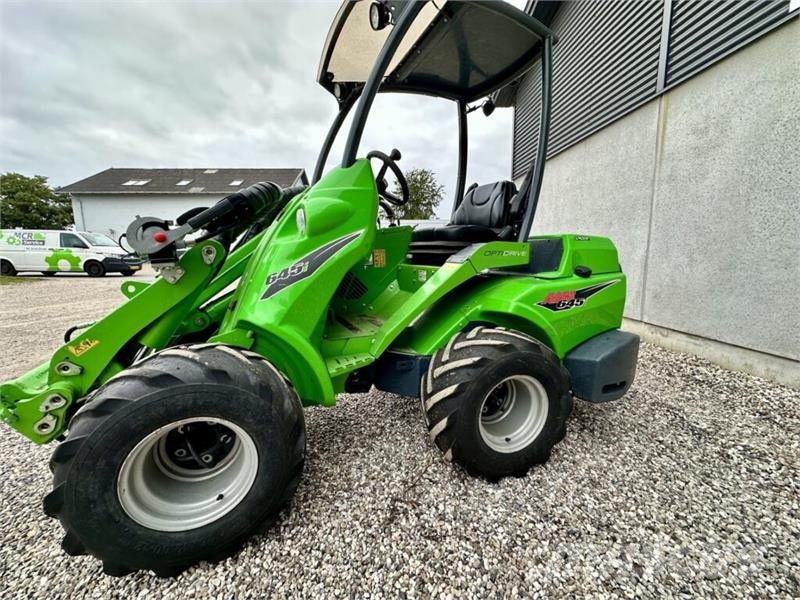 Avant 645i Mini loaders