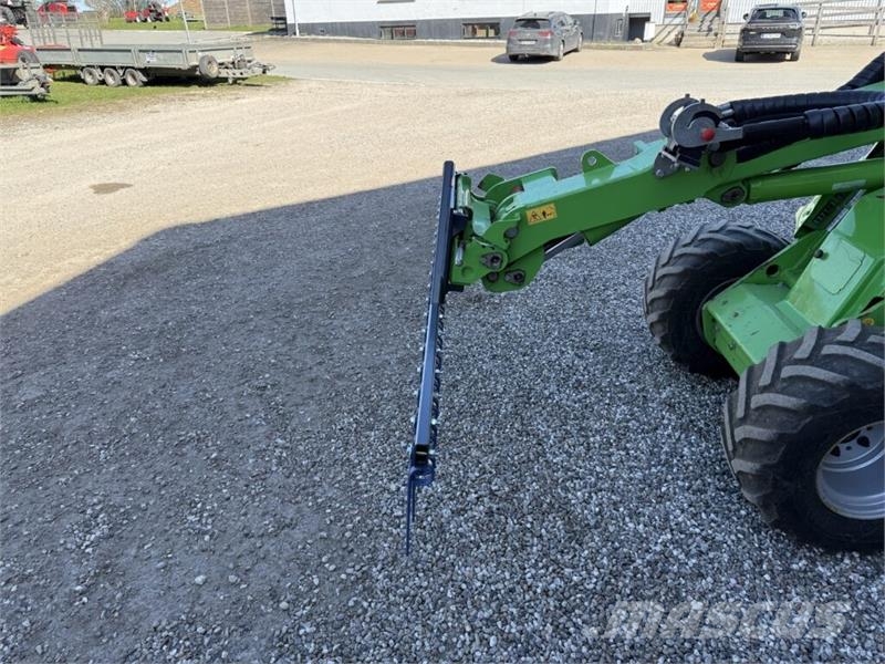 Avant Gårdspladsrive Mini loaders