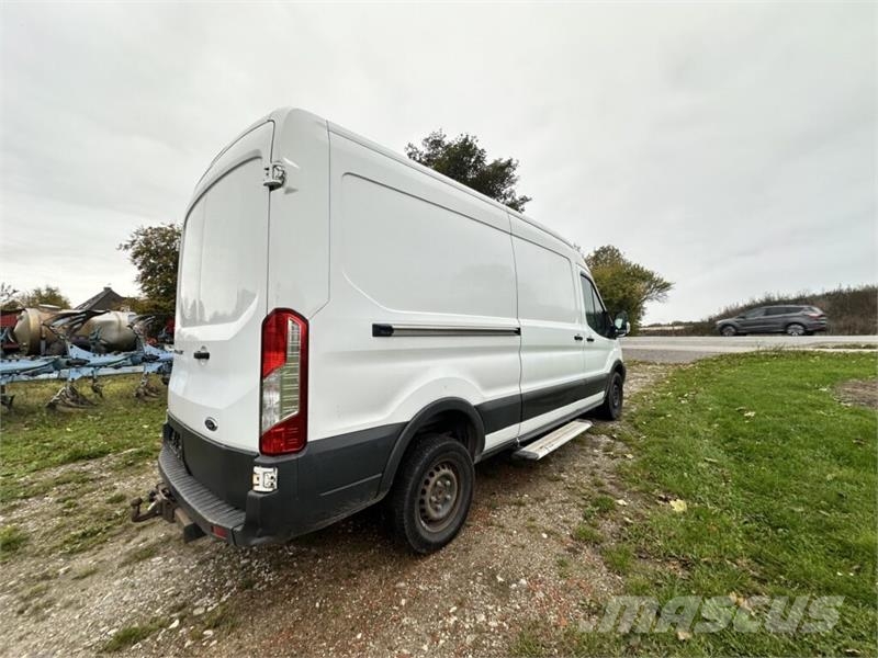 Ford Transit Lieferwagen