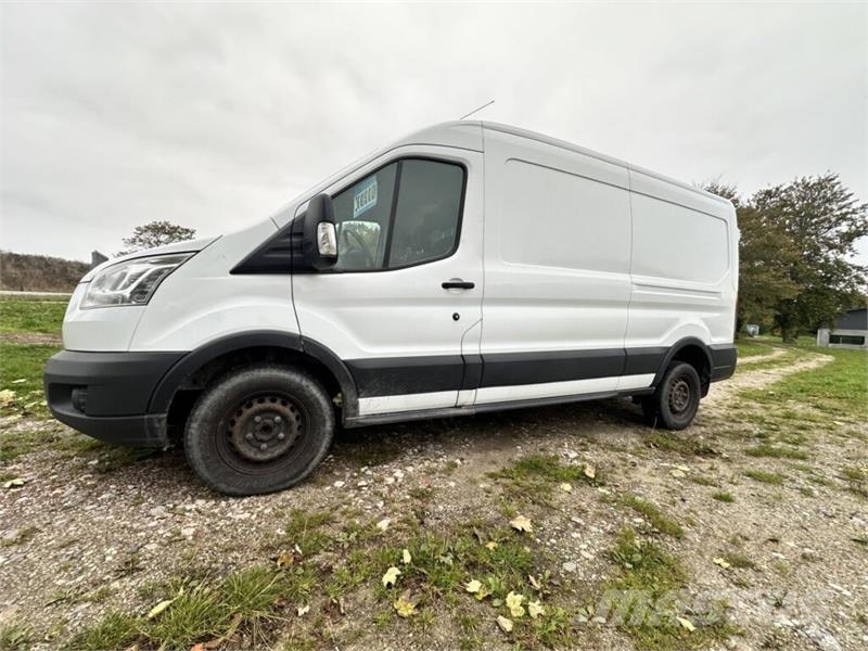Ford Transit Lieferwagen