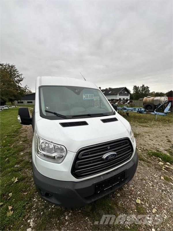 Ford Transit Lieferwagen