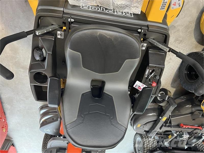 Hustler Raptor XD 48" RD 小型曳引機