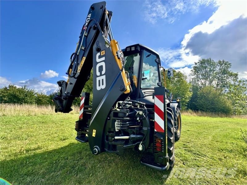 JCB 4CX pro Tractopelle