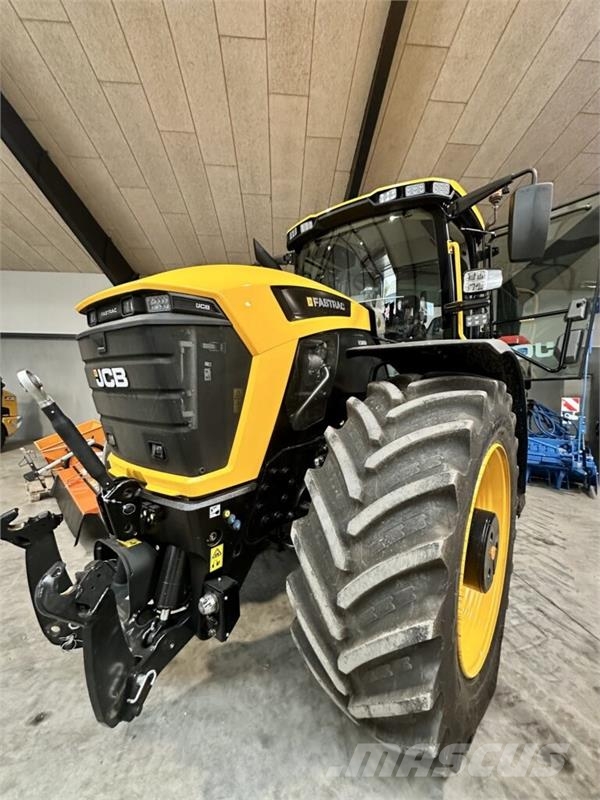 JCB Fastrac 6300 Tractoare