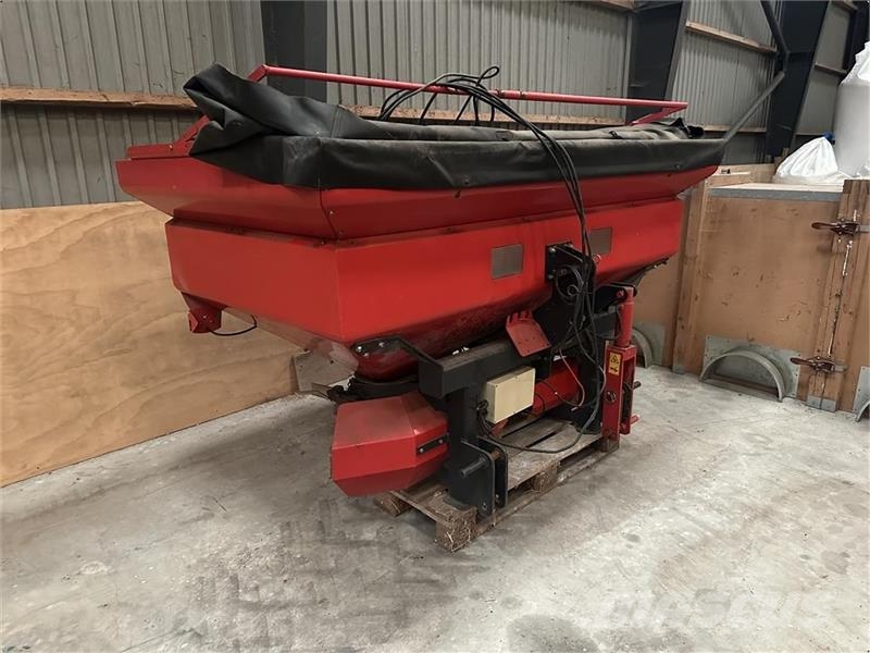 Kverneland RS-M 1700 Kuivalannan levittimet
