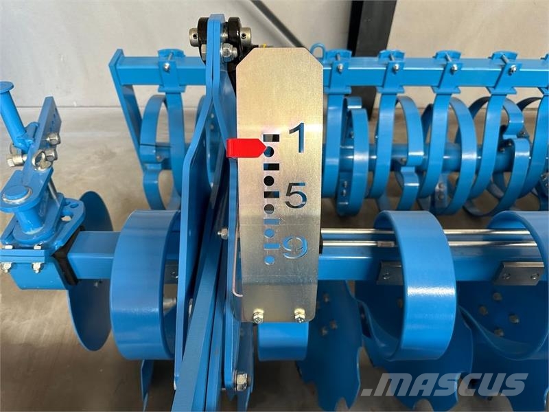 Lemken Heliodor 9/500 K زحافات ساحقة