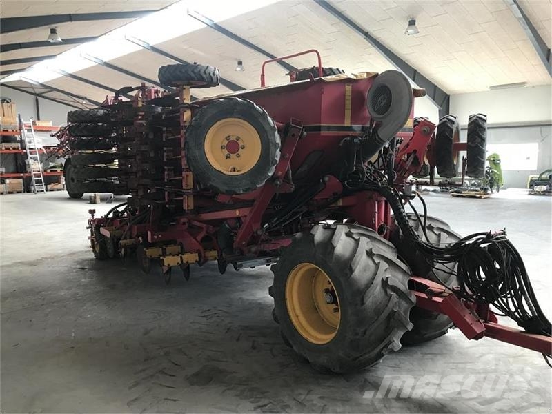 Väderstad RAPID RDA 600 Mechanické secí stroje