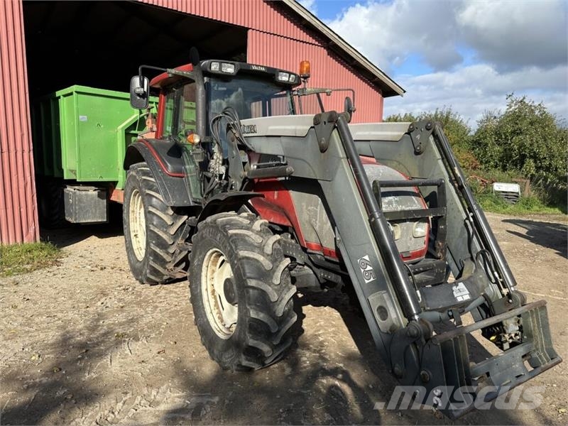 Valtra T 131 Hi-Tech Traktoren