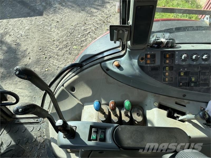 Valtra T 131 Hi-Tech Traktoren