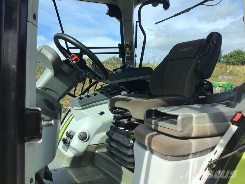 CLAAS 650CIS ARION Tractoren