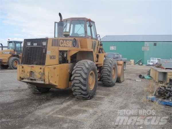 Case W30, 1986, Robert Harris Equipment Sales, Canada - Used Case W30, 1986, Robert Harris Equipment Sales, Canada - Used