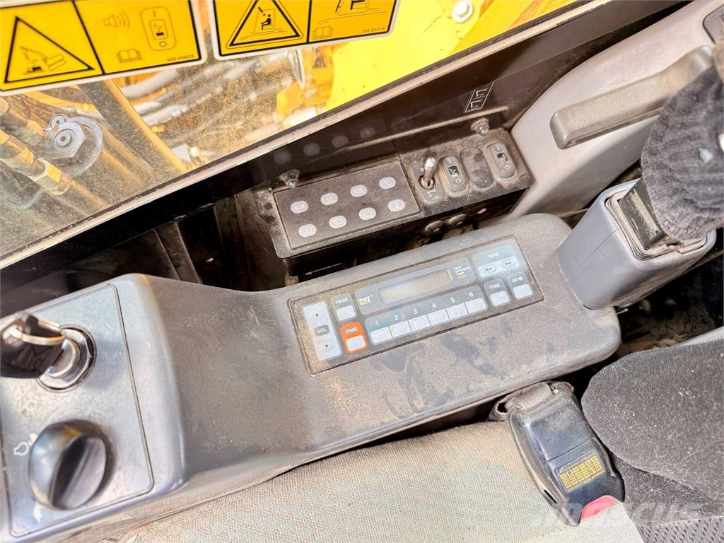 CAT 321D LCR Koparki gąsienicowe