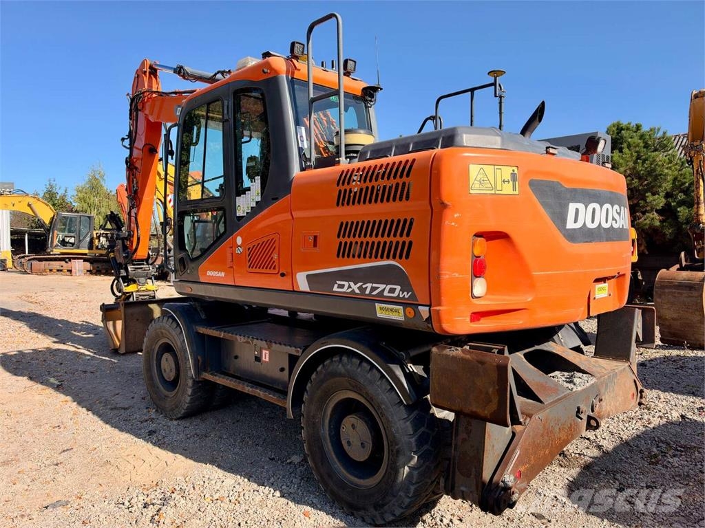 Doosan DX170W-5 Engcon Leica 3D GPS Wheeled excavators