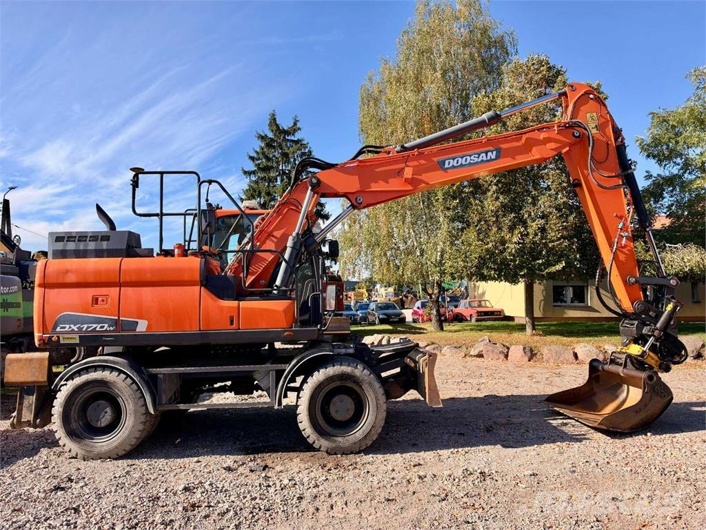 Doosan DX170W-5 Engcon Leica 3D GPS Wheeled excavators
