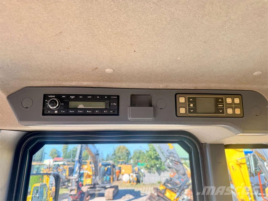 Hyundai HL760-9 لوادر بعجل