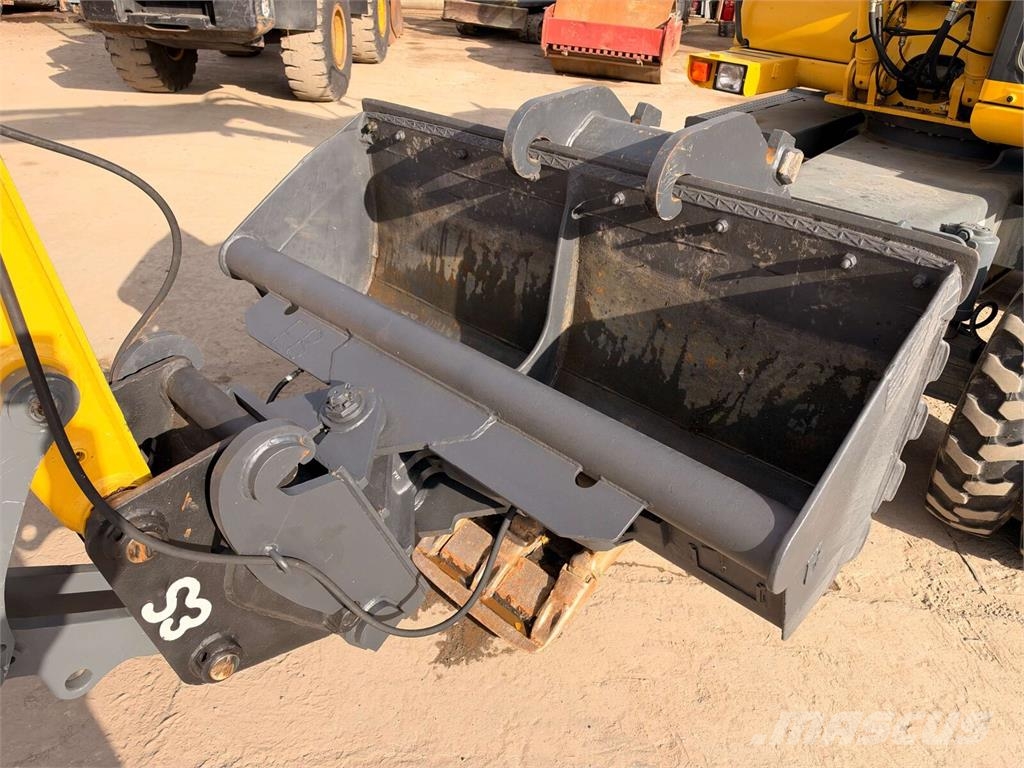Komatsu PW130ES-6K Koparki kołowe