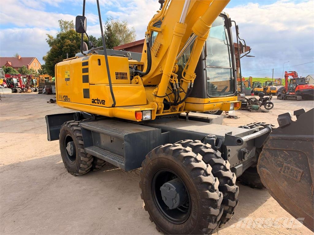 Komatsu PW130ES-6K Koparki kołowe
