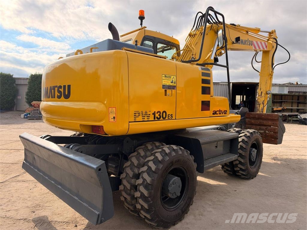 Komatsu PW130ES-6K Koparki kołowe