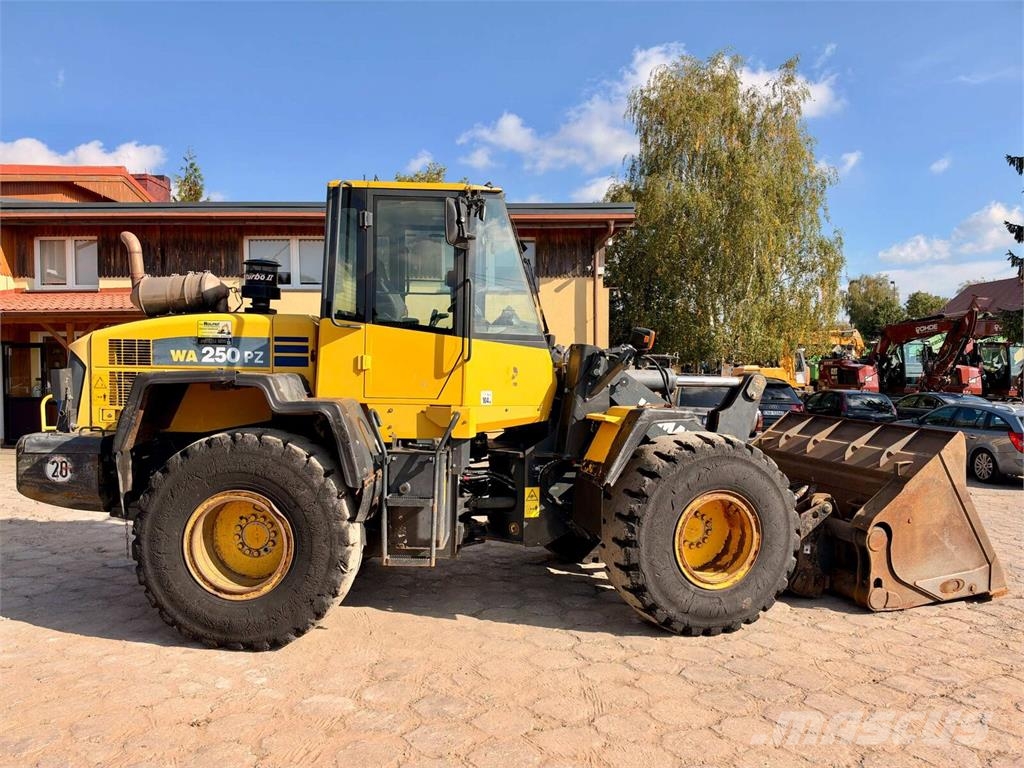 Komatsu WA250PZ-6 QC HL Ładowarki kołowe