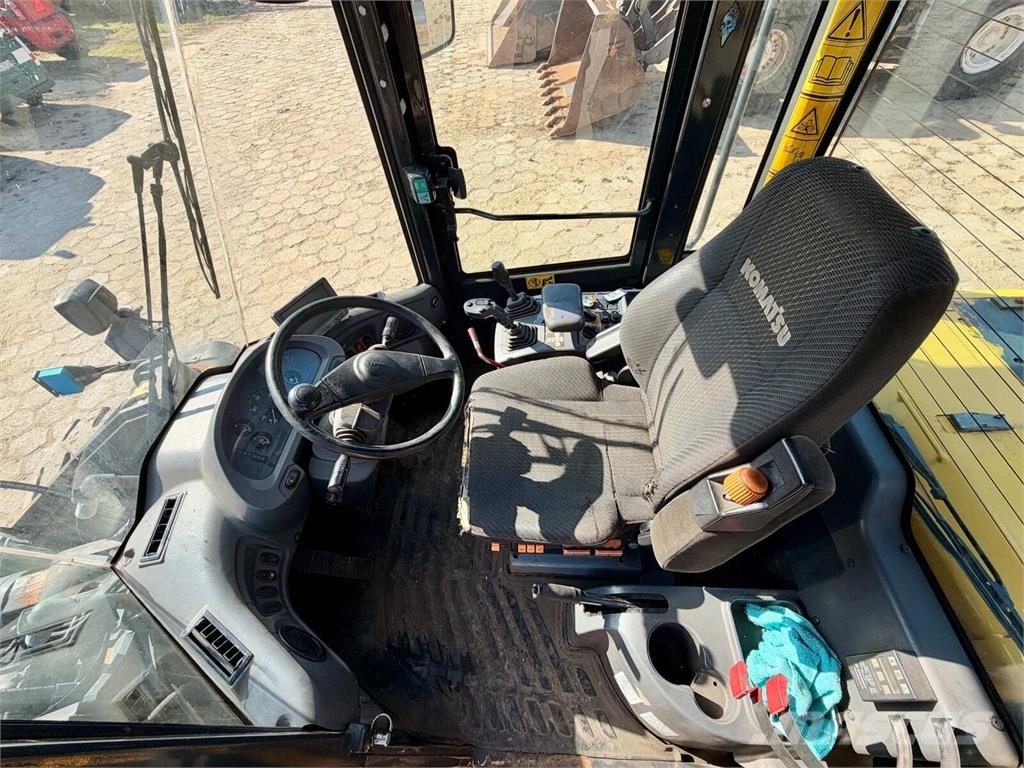 Komatsu WA250PZ-6 QC HL Ładowarki kołowe