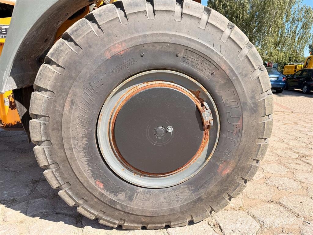 Liebherr L556 XP Xpower High Tip Φορτωτές με λάστιχα (Τροχοφόροι)