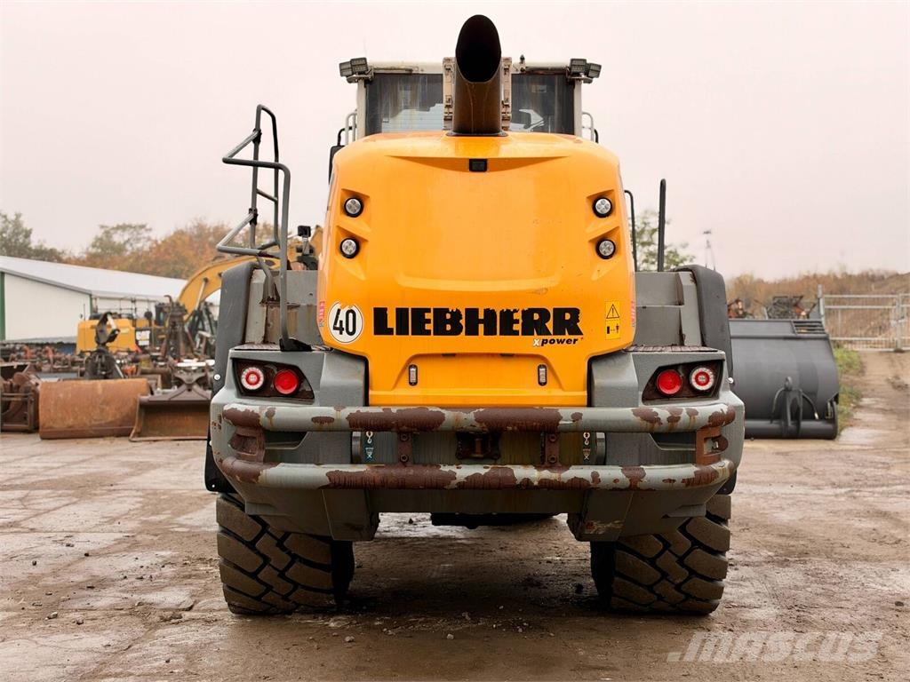 Liebherr L580 Xpower Kolesni nakladalci