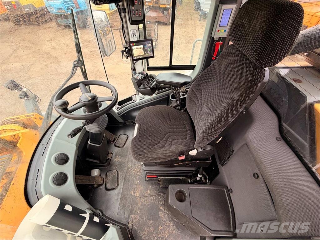 Liebherr L580 Xpower Kolesni nakladalci