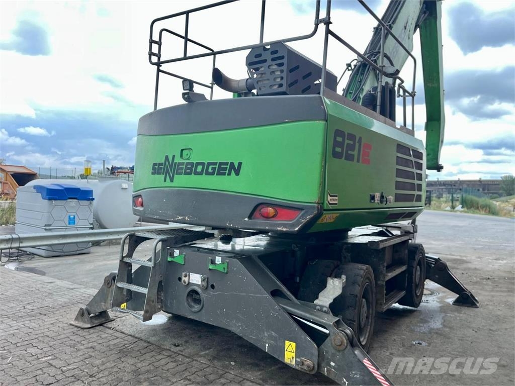 Sennebogen 821 E 2021 Bagri za prekladanje primarnih/sekundarnih surovin
